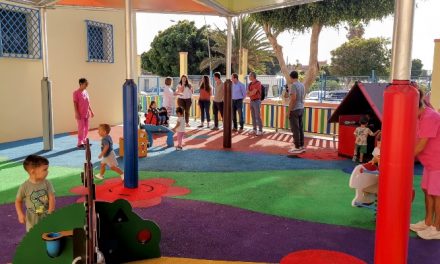 La Escuela Infantil Sarantontón estrena nuevo parque de juegos y aula de lactantes
