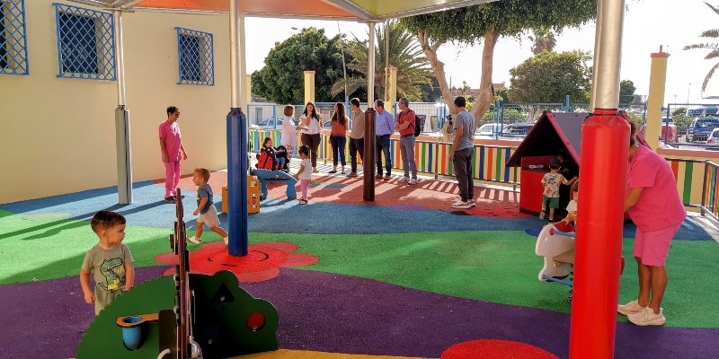 La Escuela Infantil Sarantontón estrena nuevo parque de juegos y aula de lactantes