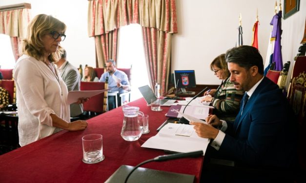 El Gobierno regional reconoce la gestión económica y la salud presupuestaria del Ayuntamiento de La Laguna