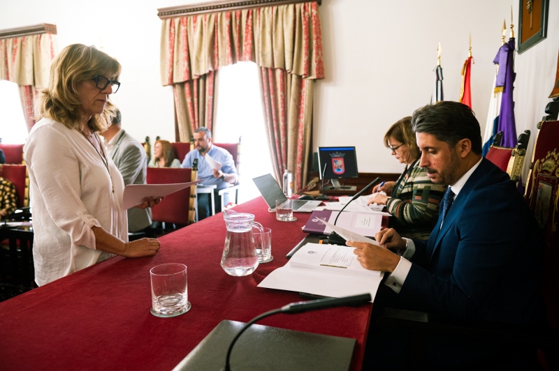 El Gobierno regional reconoce la gestión económica y la salud presupuestaria del Ayuntamiento de La Laguna