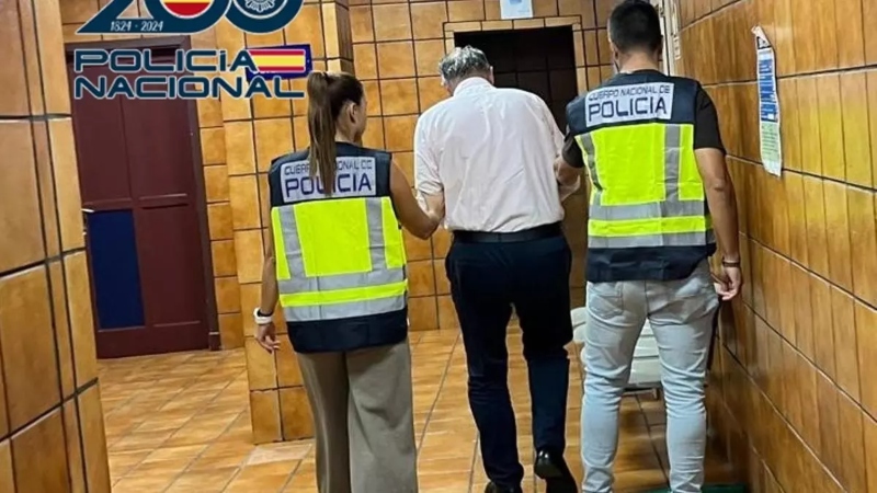 El médico de Telde detenido hace un mes violó a pacientes, algunas menores