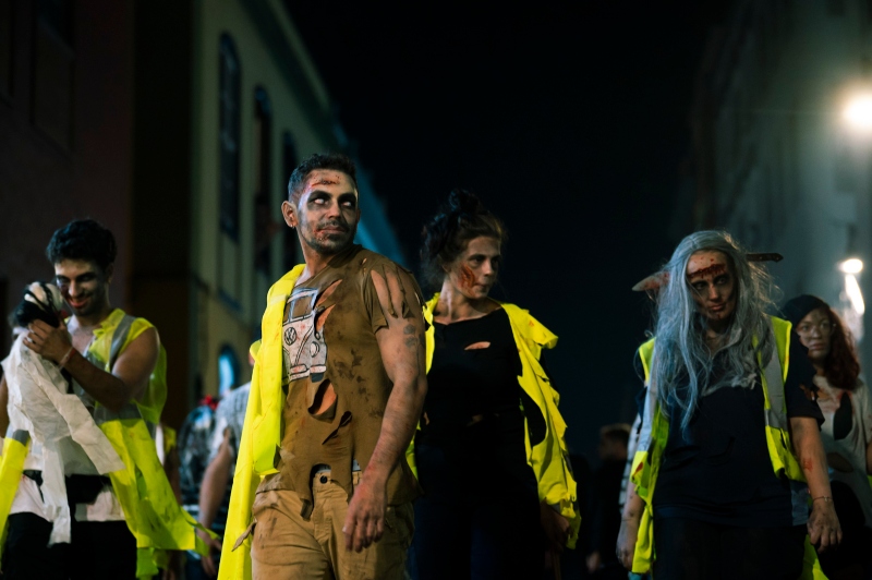 La fantasía y el terror se apoderan del casco histórico de La Laguna gracias a la quinta edición de la Zombie Walk