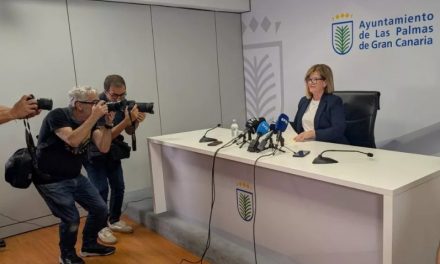 Crisis en el Ayuntamiento de Las Palmas: La concejala Inmaculada Medina presenta su dimisión