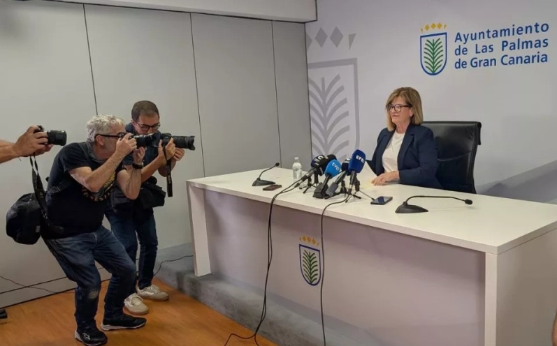 Crisis en el Ayuntamiento de Las Palmas: La concejala Inmaculada Medina presenta su dimisión