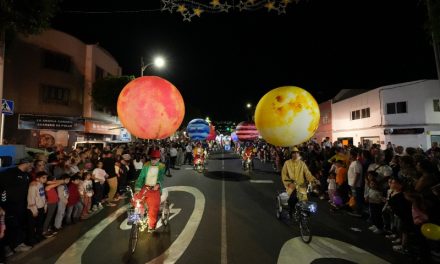 Las calles del municipio de Agüimes dan la bienvenida a la Navidad con una ‘Fiesta de la luz’