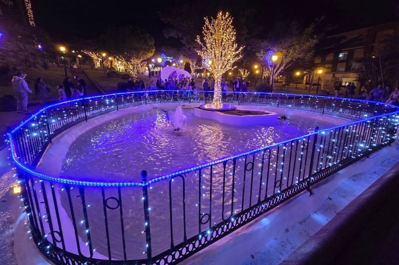 La ciudades centralizan el alumbrado navideño: Supone sin duda un polo de atracción y un impulso para la economía local