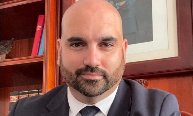 Nueva Canarias Telde denuncia que Juan Antonio Peña vuelve a mentir a Telde: Ha firmado la cesión a dedo del polideportivo Paco Artiles por 15 años