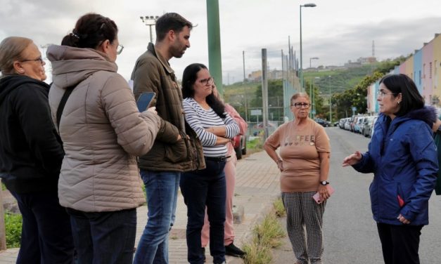 La alcaldesa de Las Palmas analiza con los vecinos de Marzagán las actuaciones realizadas y planifica las próximas intervenciones 