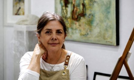 La artista Alicia Lasala exhibe su serie ‘Serenidad en el caos’ en Santa Lucía de Tirajana