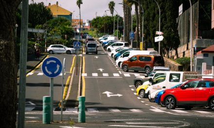 La Laguna contrata la instalación de tres pasos de peatones inteligentes para su viario municipal