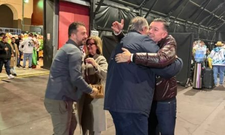 El Alcalde de Telde y Juan Martel se van de fiesta al carnaval de Las Palmas de GC para apoyar a una investigada por presunta corrupción