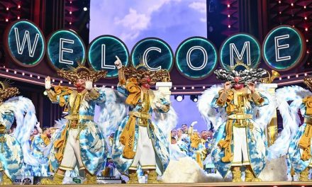 Los Legañosos tocan el cielo y vencen por segundo año consecutivo en el concurso de murgas mde Las Palmas de GC