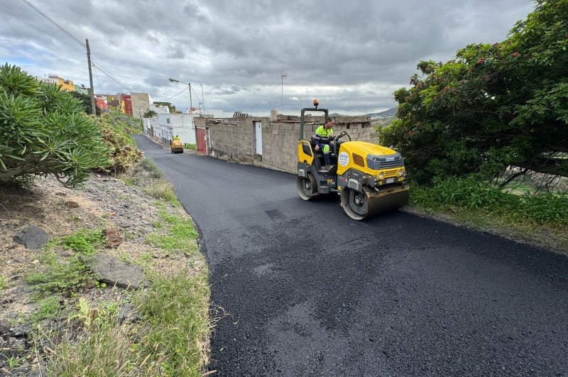 Comienza el  Plan de Asfaltado  de Telde  en el barrio de Caserones