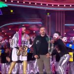 El alcalde de Telde hace el “machango” en la final del concurso de Murgas de Las Palmas