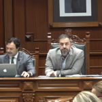 La ‘declaración de amor’ de Juan A. Peña a Alejandro Ramos y el último pleno de Telde, protagonistas de «La hora de la verdad» de Onda Guanche