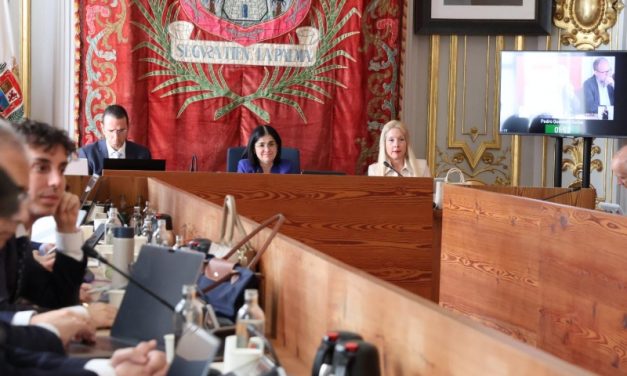 Carolina Darias destaca en el Debate del Estado de la Ciudad los avances en calidad de vida y la mayor inversión social de la historia