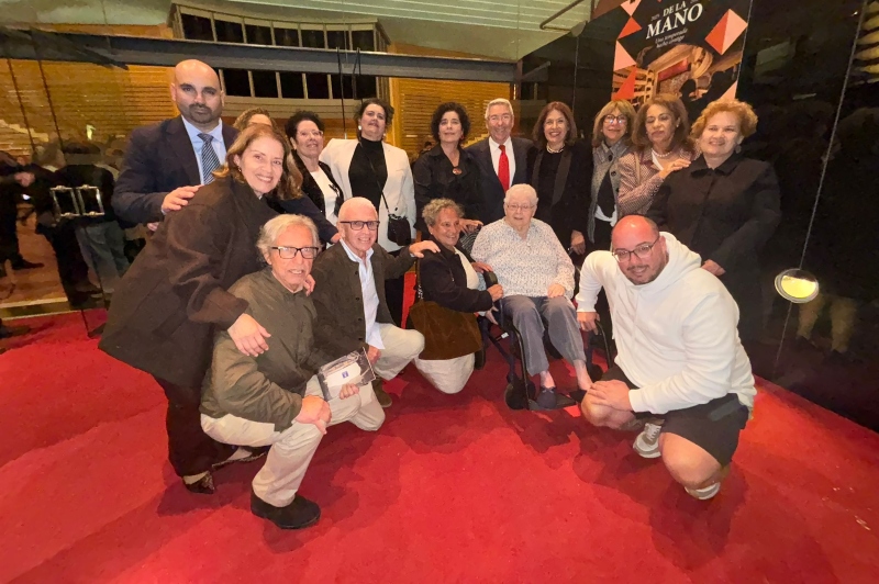 Nueva Canarias Telde apoya a Josefa Milán “Fefi” en la entrega de los Premios Roque Nublo del Cabildo de Gran Canaria
