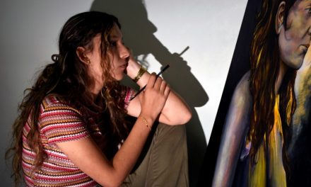 El circuito de arte ‘Itineraria’ traslada a Ingenio la propuesta plástica de Irene Hidalgo, ‘Distancia de pertenecer’