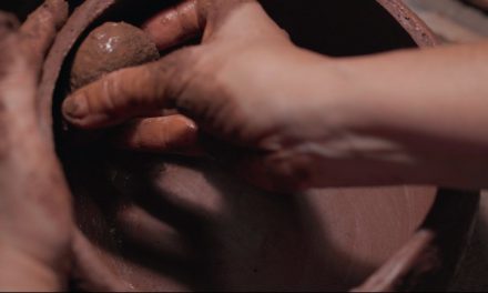 El cortometraje documental ‘Mujeres de Lava’ rescata el legado de la alfarería tradicional canaria