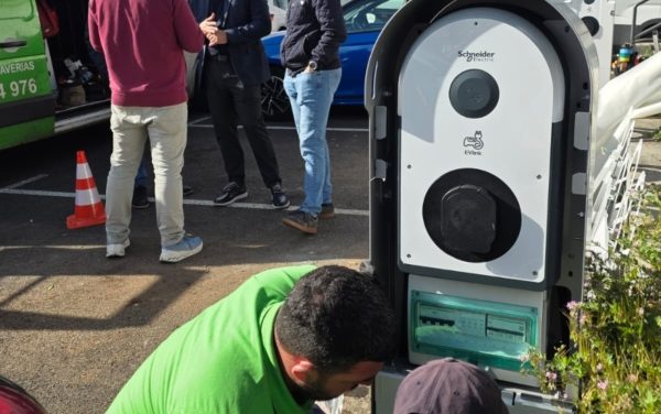 La Laguna amplía la red municipal de recarga eléctrica con nuevos puntos en Los Majuelos