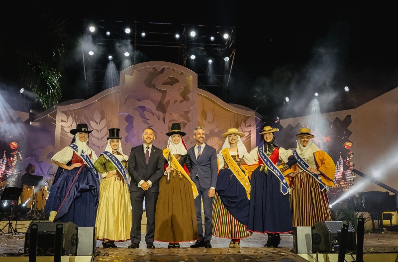 Elisa García Arteaga, nueva Reina de las Fiestas de Mayo de Santa Cruz 2026