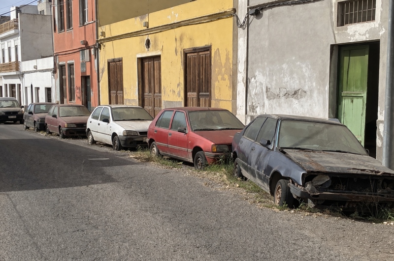 El gobierno de Telde pretende que los Centros Autorizados de Tratamiento de Vehículos (CAT) le hagan el trabajo de retirada de vehículos de las calles, gratis