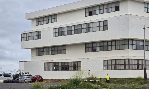 Nueva Canarias Telde denuncia el uso de recursos municipales en un solar privado