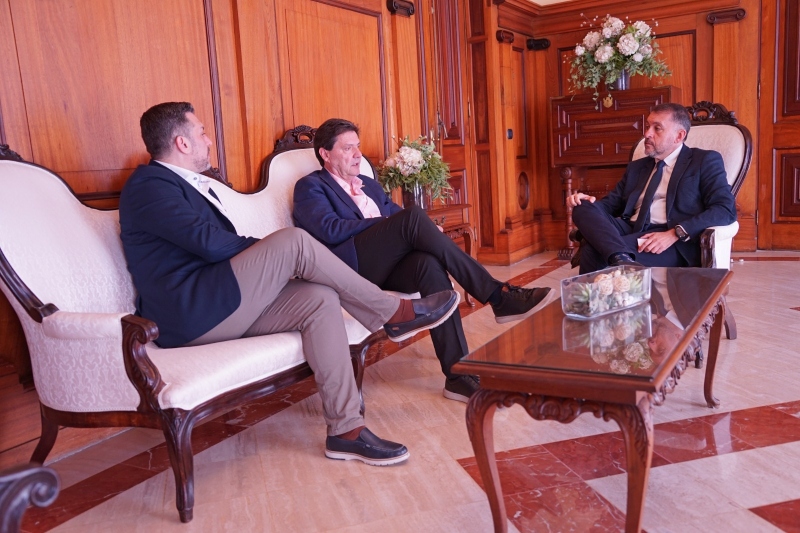 Santa Cruz refuerza su vínculo con la emigración a través de “El Retorno 2026”