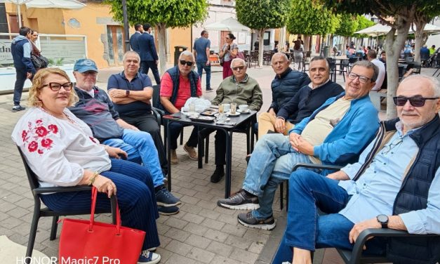 La concesión de la escoba de platino a Telde y la salida de tono del portavoz de Nueva Canarias marcaron este vienes “Tertuliando desde la Resistencia en Telde”