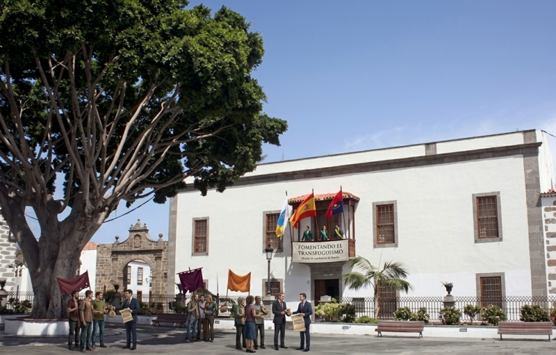 El Alcalde de Telde convierte el ayuntamiento en un refugio de tránsfugas para blindar su sillón