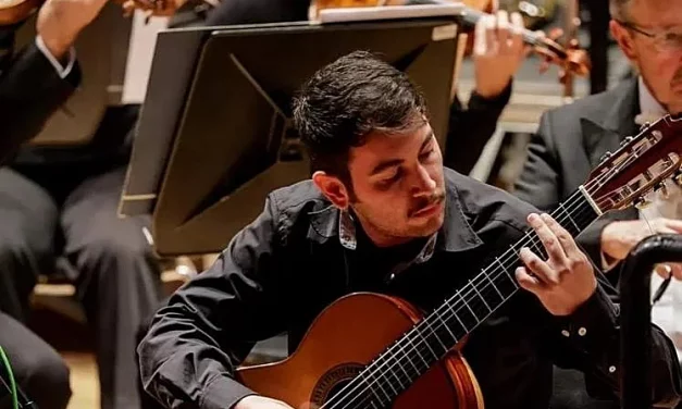 El guitarrista Adrián de la Nuez lleva las catedrales sonoras a la Casa-Museo León y Castillo de Telde