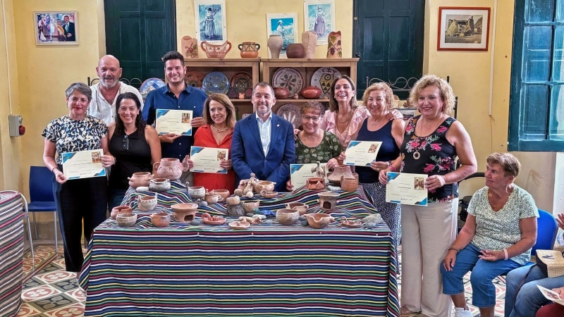 Santa Cruz ofrece nuevos talleres de alfarería tradicional a través del Distrito Anaga
