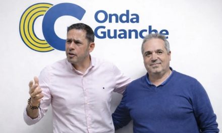 Héctor Suárez rompe el silencio en ‘El Pulso’ de Onda Guanche: “Lo que hubo en Telde fue una traición política pactada”