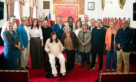 La Laguna recibe los representantes de la Librea de Valle de Guerra tras el título de Fiesta de Interés Turístico Regional