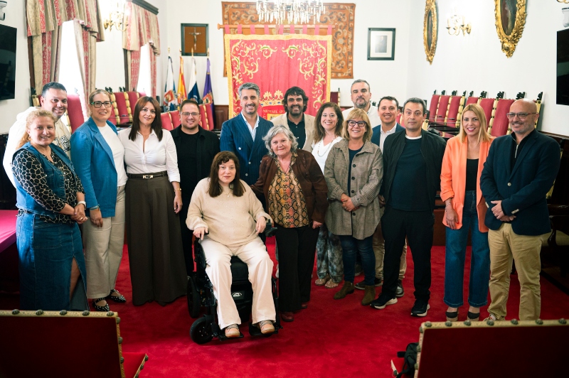 La Laguna recibe los representantes de la Librea de Valle de Guerra tras el título de Fiesta de Interés Turístico Regional