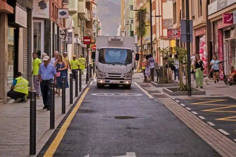 Santa Cruz culmina la transformación integral de la céntrica calle de La Rosa en El Toscal
