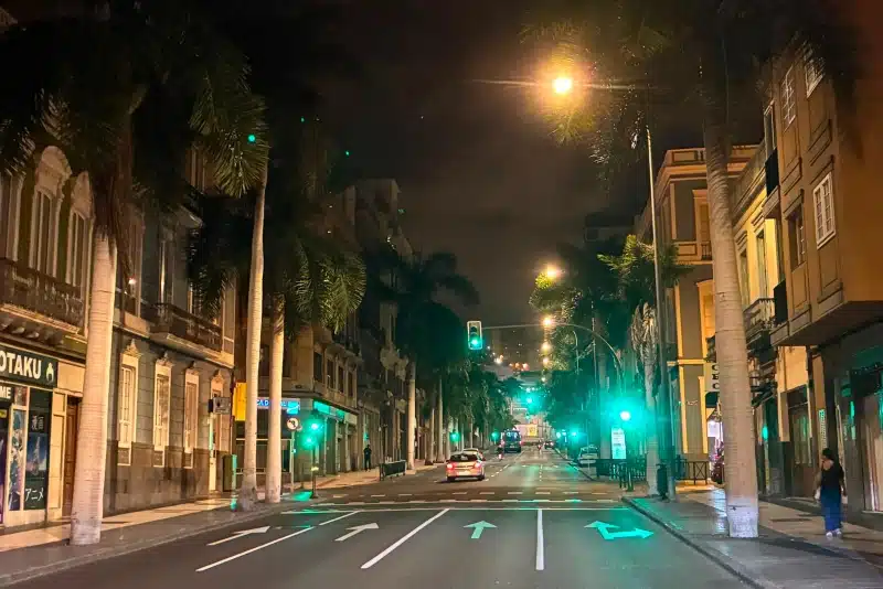 El Ayuntamiento de Las Palmas mejora la iluminación de la calle Bravo Murillo con nuevo alumbrado LED