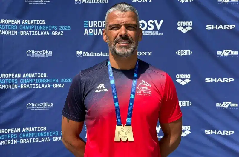 Miguel Santana hace historia y se proclama campeón de Europa de 3 kilómetros en aguas abiertas