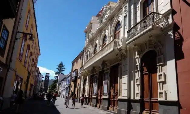 El Teatro Leal reabre sus puertas con una programación que combina talento canario, nacional e internacional