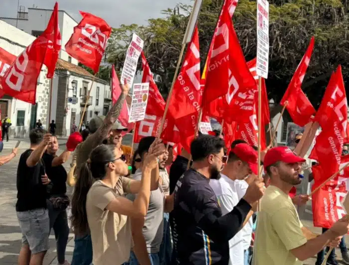 CCOO exige el relevo de Carmen Batista y Mercedes Cejudo por el bloqueo de 16 plazas en Telde