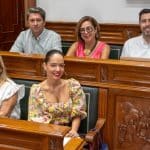 El PSOE de Telde saca adelante medidas para proteger a los escolares del calor y frenar los abusos en el alquiler