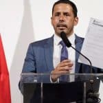 Héctor Suárez ridiculiza a Peña en el Pleno de Telde y le recuerda que el ayuntamiento paga más de 100.000 euros al año por él